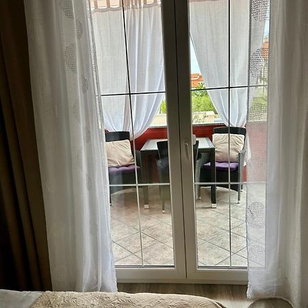 Apartments Mare Пунат Экстерьер фото