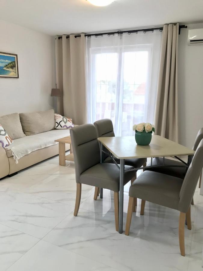 Apartments Mare Пунат Экстерьер фото