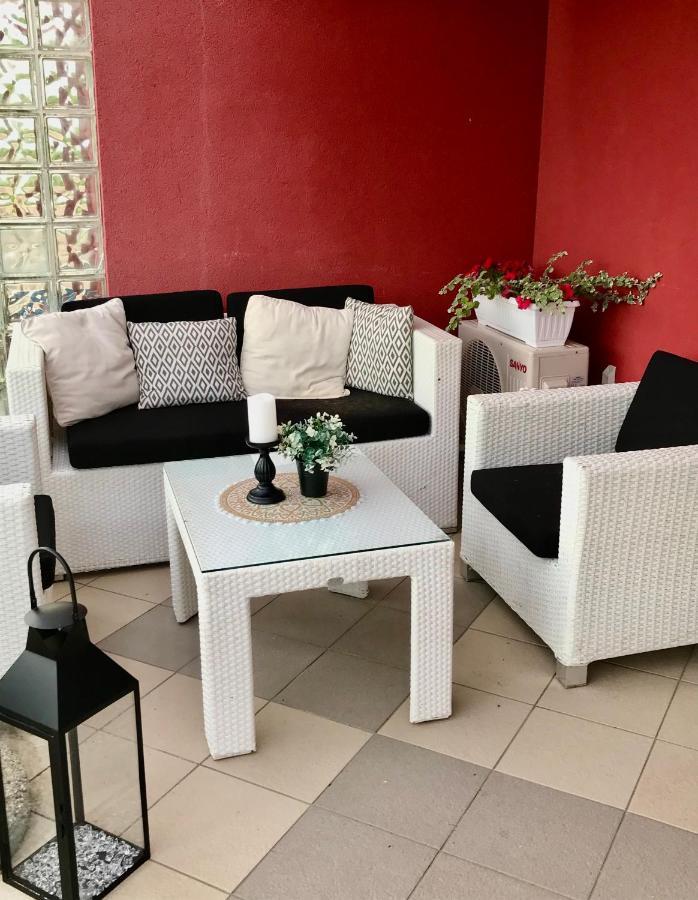 Apartments Mare Пунат Экстерьер фото