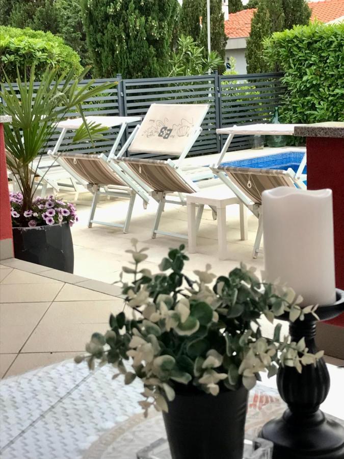 Apartments Mare Пунат Экстерьер фото