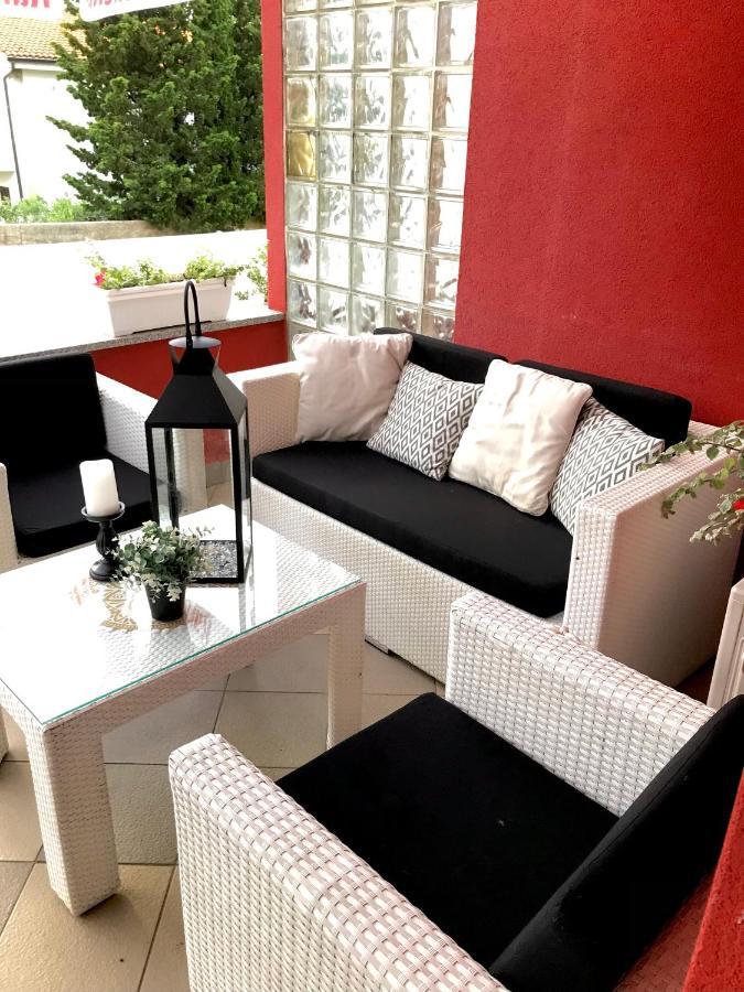 Apartments Mare Пунат Экстерьер фото