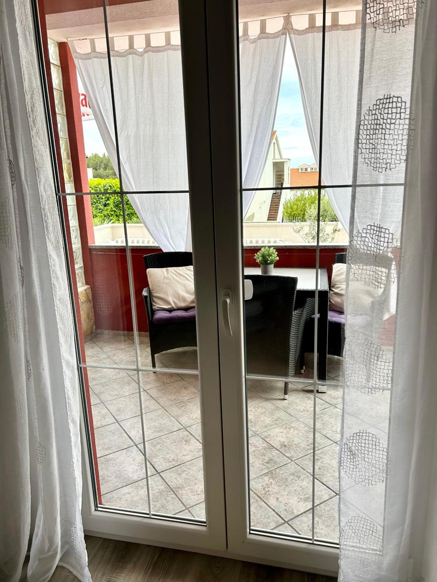 Apartments Mare Пунат Экстерьер фото
